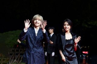 【第31回釜山国際映画祭】道枝駿佑、ヒロイン・安斉星来と海外映画祭初参加　うるわしい姿に韓国ファンも大熱狂「みっちー！」