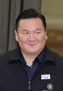 元横綱白鵬が協会退職へ　宮城野親方、９日付