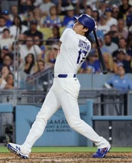 大谷、逆転の２７号２ラン　復帰の岡本は勝ち越し打