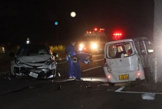 倉敷で車３台が衝突　軽乗用車の男性死亡