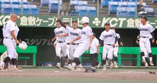 笠岡商、津山工に延長サヨナラ勝ち　高校野球 第５日２回戦