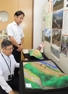 総社の山城を模型で再現　昭和公民館に「備中兵乱」コーナー
