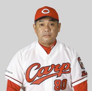 書家の尾崎邑鵬さん死去、百歳 文化功労者、後進の育成にも尽力