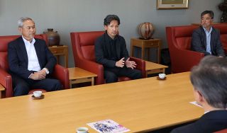 なでしこジャパン・狩野監督「世界で活躍する選手見て」　岡山で１２月開催のブラジル戦ＰＲ