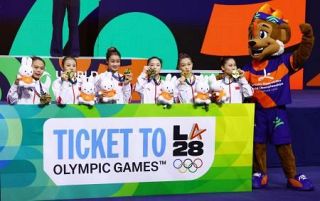 世界体操、日本女子６０年ぶり銅　ロサンゼルス五輪への切符獲得
