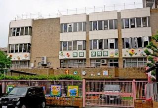 福岡で保育園児ら７人体調不良　内部解体工事でガス発生か