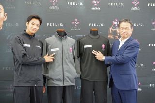 明石スクールユニフォームカンパニー　棒高跳びの原口選手とスポンサー契約