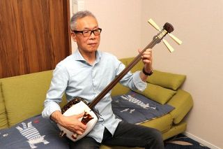 三味線世界大会 倉敷の山室さんＶ　シニア部門 ４度目の挑戦で快挙