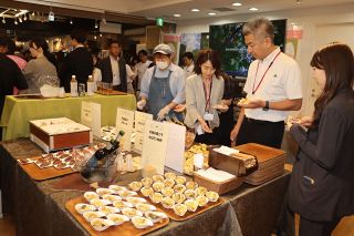 岡山県が首都圏旅行業者にＰＲ　瀬戸内産業芸術祭など