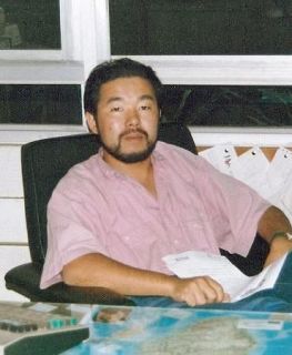【世界の街から】先輩を追って
