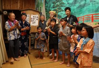 「特殊詐欺」テーマにコミカルな時代劇熱演　８月１日、井原・芳井の「坂本一日会」