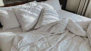 もう限界…布団の湿気にうんざりして買った乾燥機が最高すぎた【買ってよかった6選】