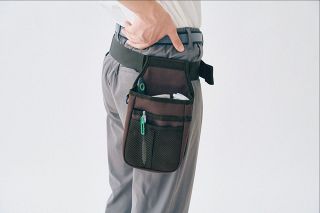 清掃員の腰の負担を軽減するポーチ　ダイヤ工業とセロリーが共同開発