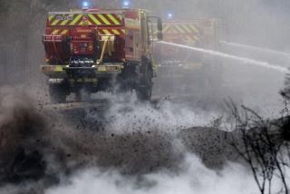 欧州山火事、計３０万人が避難　「前例のない火災」各国厳戒