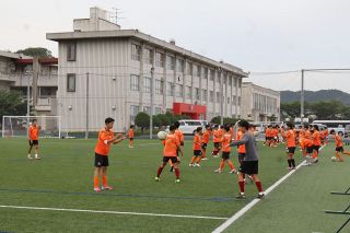 【新・地域考】相次ぐ閉校 井笠地域に見る跡地活用策　職人の創作活動、サッカー場、新体操練習、日本語学校
