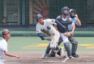創志学園、商大付に逆転勝ち　高校野球 第６日２回戦 