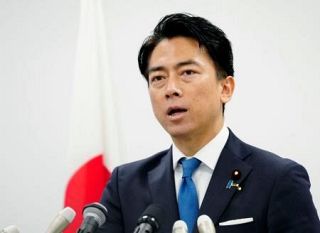 小泉進次郎氏、賃金増へ経済優先　総裁選５人が出そろう