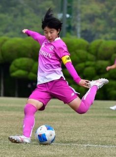 藤枝順心 倉敷出身の植本が原動力　全日本高校女子サッカー 最多優勝