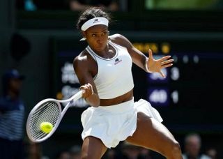 女子ガウフ、男子シナー準決勝へ　テニスのウィンブルドン第９日