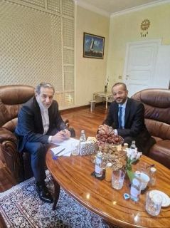 ウラン濃縮でなお隔たりか　米とイラン、５回目核協議