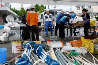 熊本１０市町、ボランティア始動　センター運営、応募上限に