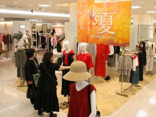 天満屋岡山店で「ＶＳ夏」フェア