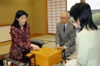 倉敷藤花誇りに“投了”　斎田晴子女流五段が引退へ