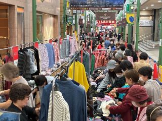 「大誓文払い」開幕 買い物客でにぎわう　岡山市中心部の商店街、商業施設【動画あり】