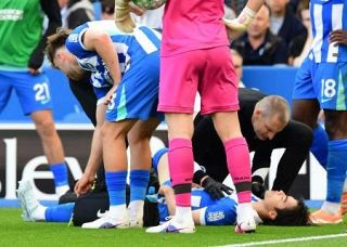 ブライトン三笘薫が負傷交代　１５日にＷ杯日本代表発表