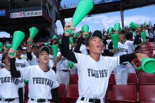 福山初Ｖ、スタンド歓喜 高校野球広島大会　地元のまちも喜びに沸く