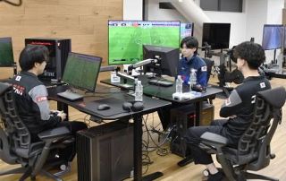 ｅスポーツの新設強化拠点を公開　１１歳の栗原ら日本代表が練習
