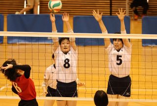 バレー女子 就実１０連覇 岡山県中学総体　男子は大元グランツＶ