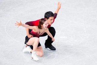 鍵山ＳＰ首位、フィギュアＧＰ　ペアは「りくりゅう」トップ