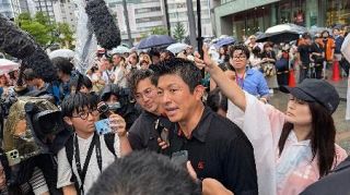 参政党代表として７４０万票を得た政治家・神谷宗幣は、これからどこに向かうのか　維新、自民との数奇な縁と、歩みから見えてきたある政治塾の人脈