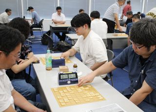高山さん（倉敷）２年ぶり優勝　アマ将棋名人戦 岡山県大会