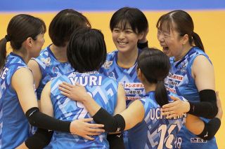 シーガルズ １５歳、セッター佐原（大阪国際高１年）がデビュー ＳＶリーグ最年少出場記録