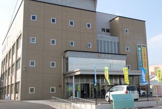 ２人にけが負わせ逃走 ひき逃げ容疑で男逮捕　福山北署