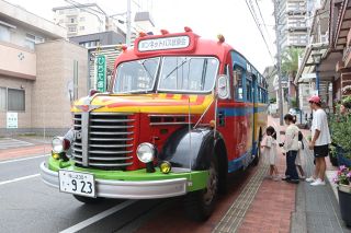 レトロバスで市中心部巡ろう 福山自動車時計博物館で試乗会スタート　日野自動車製で現存最古 ５８年式「日野ＢＡ１４」