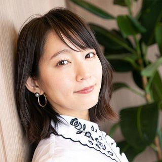 吉岡里帆、顔をペロッとなめられた？ 「モテモテですね」自然体のオフショットに反響
