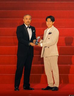 ベストヤングプレーヤー賞　ファジ佐藤　「１年間頑張った実感湧いた」　「岡山に行く決断してよかった」