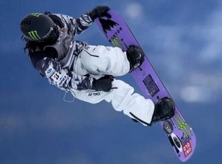 平野歩、清水らが決勝へ　スノボＷ杯ハーフパイプ