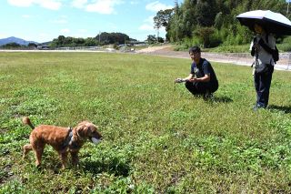 耕作放棄地１．４万平方メートル ドッグランに　新見・草間里山ふれあい公園、県内外から次々