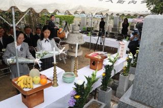 「憲政の神様」遺徳しのぶ　岡山で犬養元首相の墓前祭