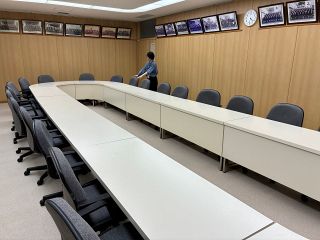 議会委員会室で学習を　吉備中央町、夏休みに４日間開放