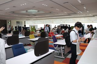ベネッセ本社 中高生学習の場に　土日祝限定 大学生や社員と交流