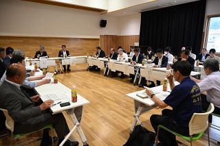 美作岡山道路北部延伸など要望へ　岡山、鳥取県境の市町村協議会