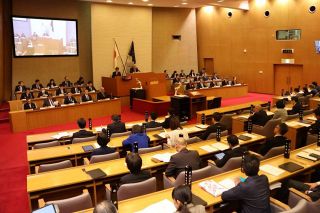 当初予算など９６議案可決　岡山市議会閉会