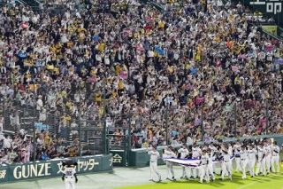 阪神優勝で認知症が改善？　熱狂的ファン、暴言減る