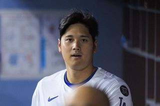 上半身裸の大谷翔平が映る“ハプニング”　リポーターの動きにSNS称賛「配慮のワトソンさん」　「大谷のムキムキ凄いな…」の声も