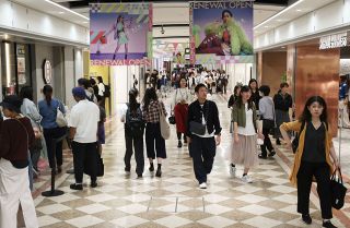 【フォトめぐり】「岡山一番街」「さんすて岡山」リニューアル第１弾　衣料品や雑貨、飲食拡充 連日にぎわう